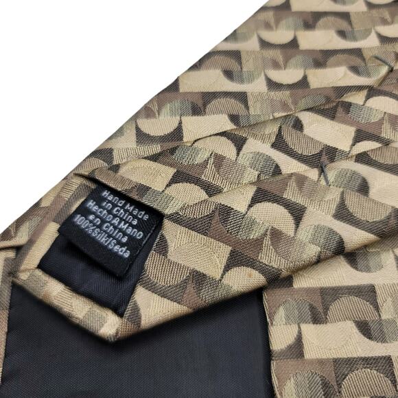 Van Heusen Stain Resistant Necktie All Silk Men's Tie Half Circle Pattern - Picture 8 of 8